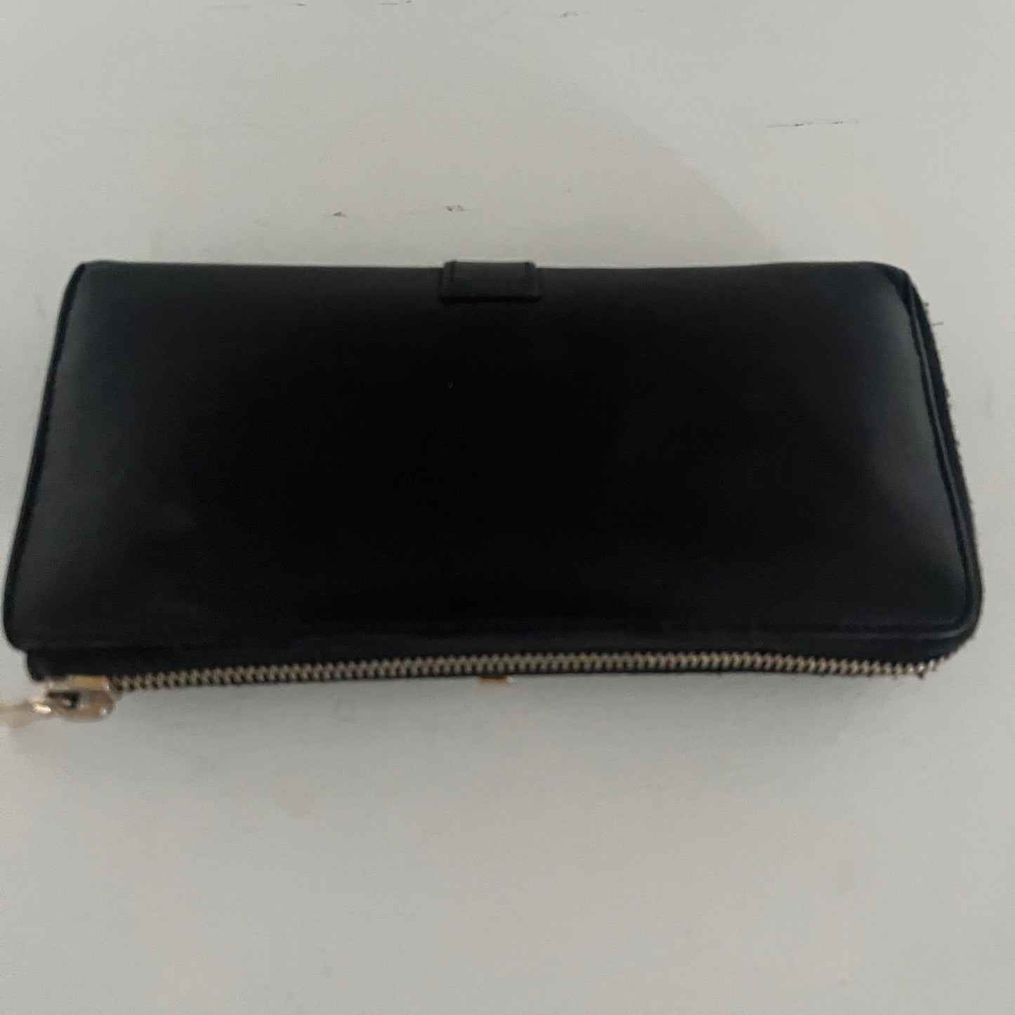 Saint Laurent Black Leather Chyc Zip Around Wallet