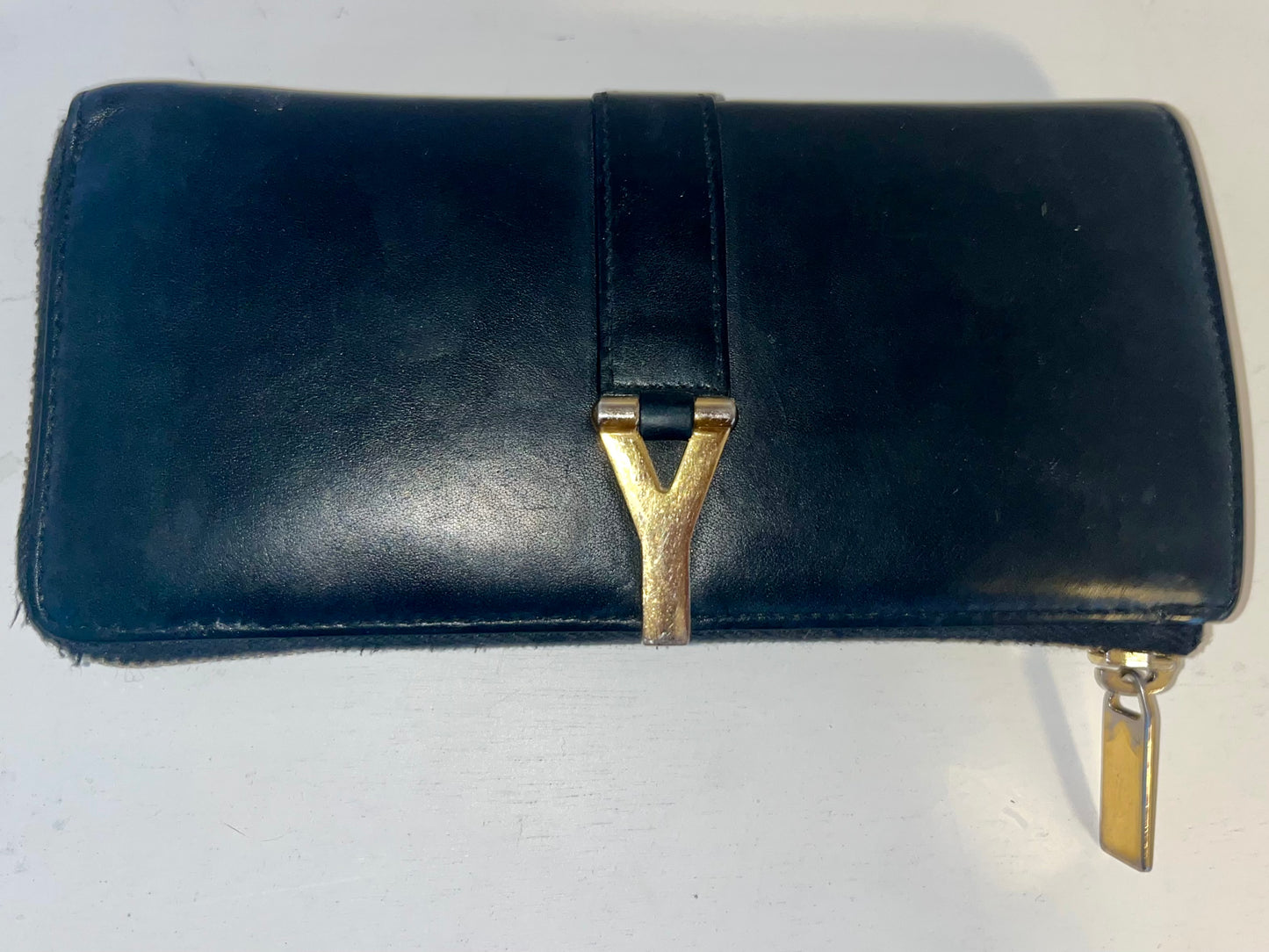 Saint Laurent Black Leather Chyc Zip Around Wallet
