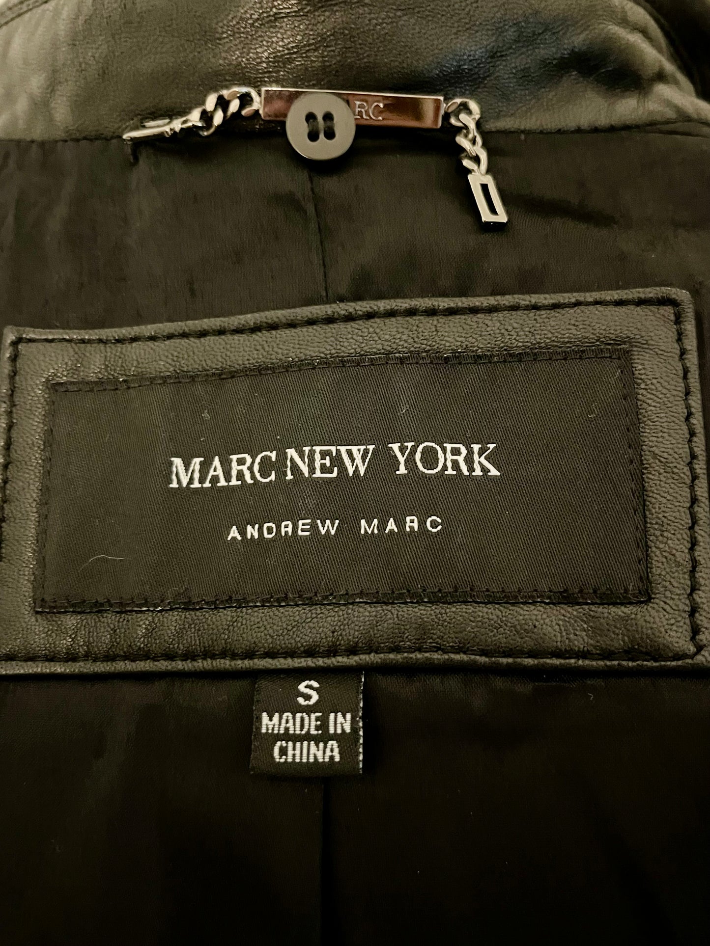 Vintage Andrew Marc Marc New York Black Leather Coat with Removeable Fox Fur Trim - Small