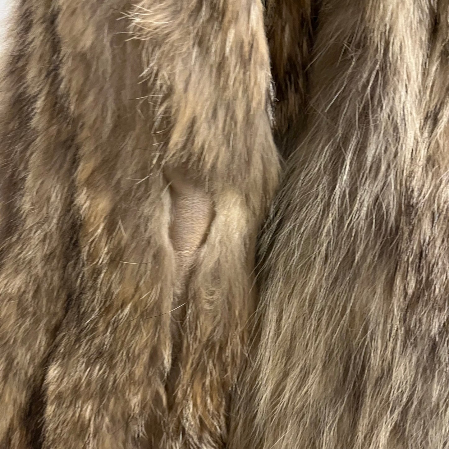 Women’s Vintage Donald Brooks Coyote Fur Coat - Small