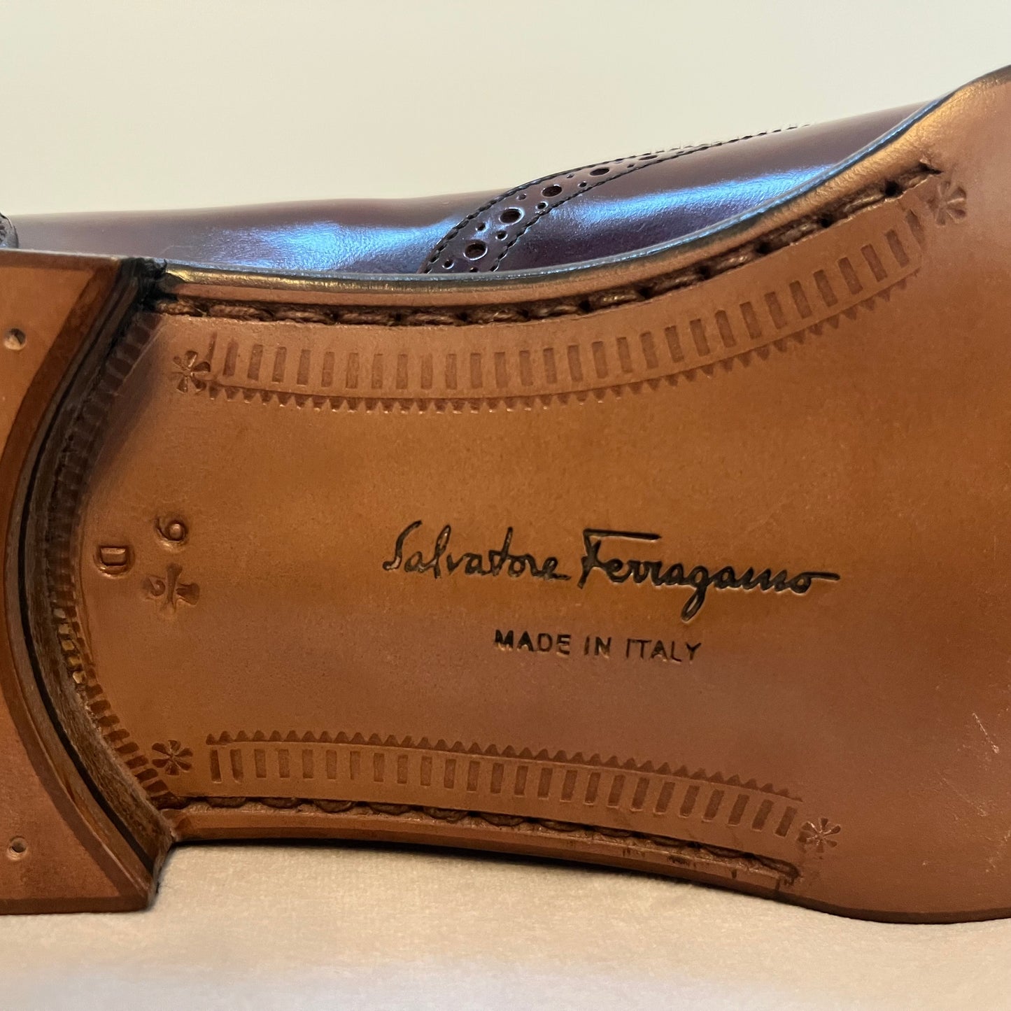 Salvatore Ferragamo Men’s Burgundy Leather Lucas Loafers - Size 9.5 - Never Worn | New in Box